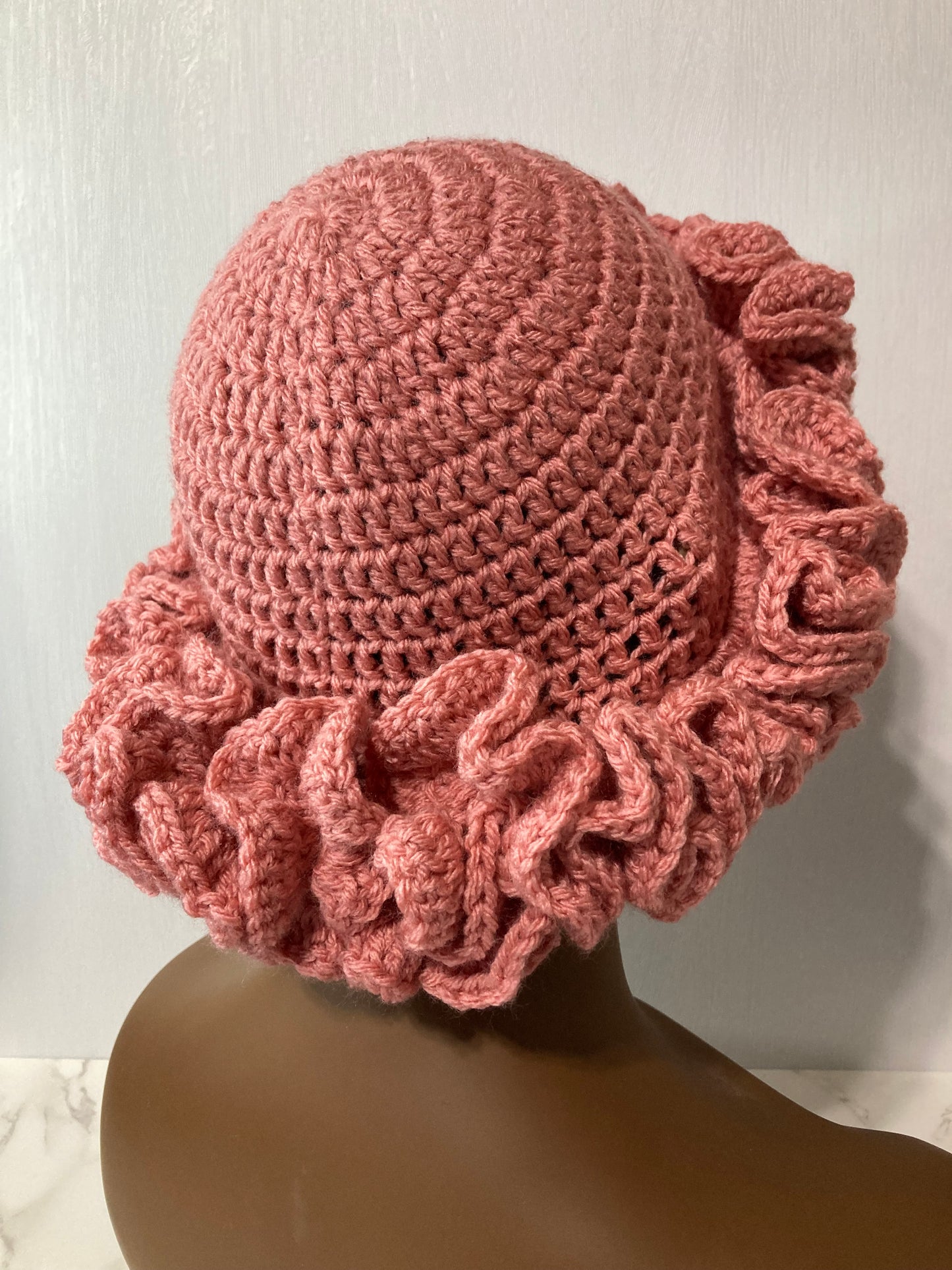 Ruffle Brim Crochet Hat - Cosmetic Pink