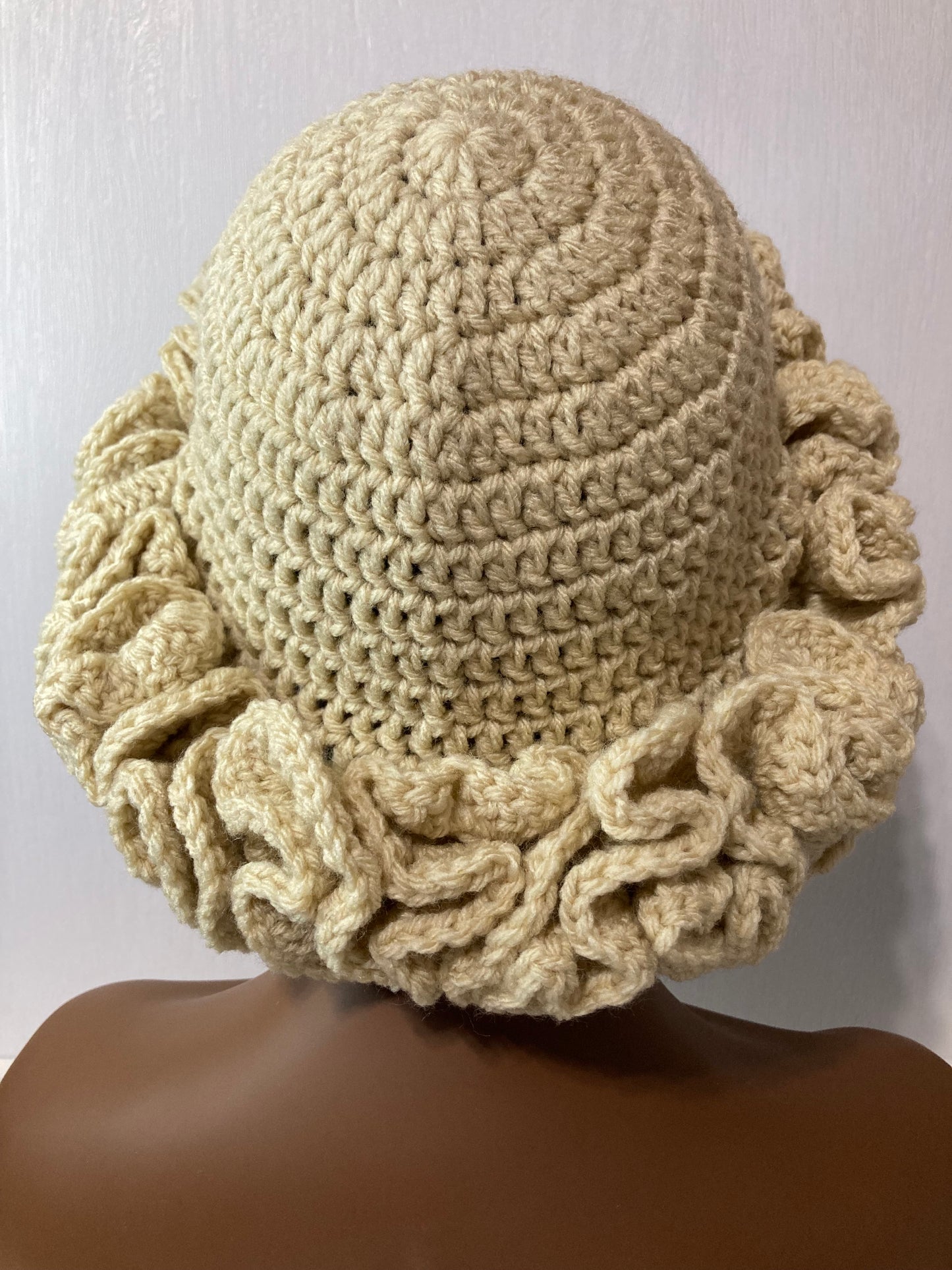 Ruffle Brim Crochet Hat - Cream