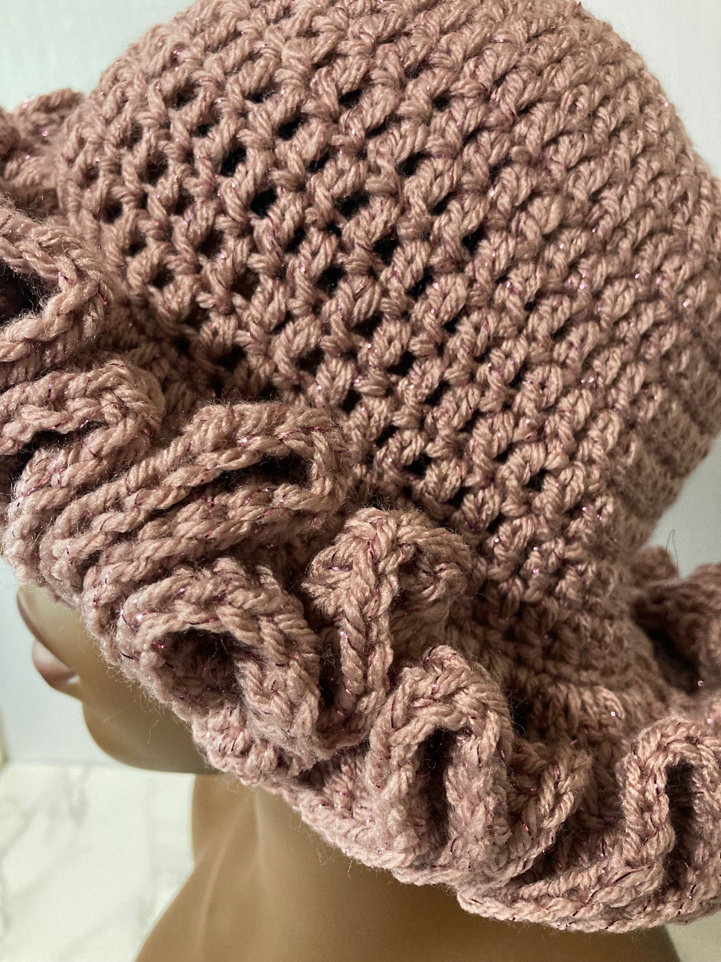 Ruffle Brim Crochet Hat - Rose Sparkle